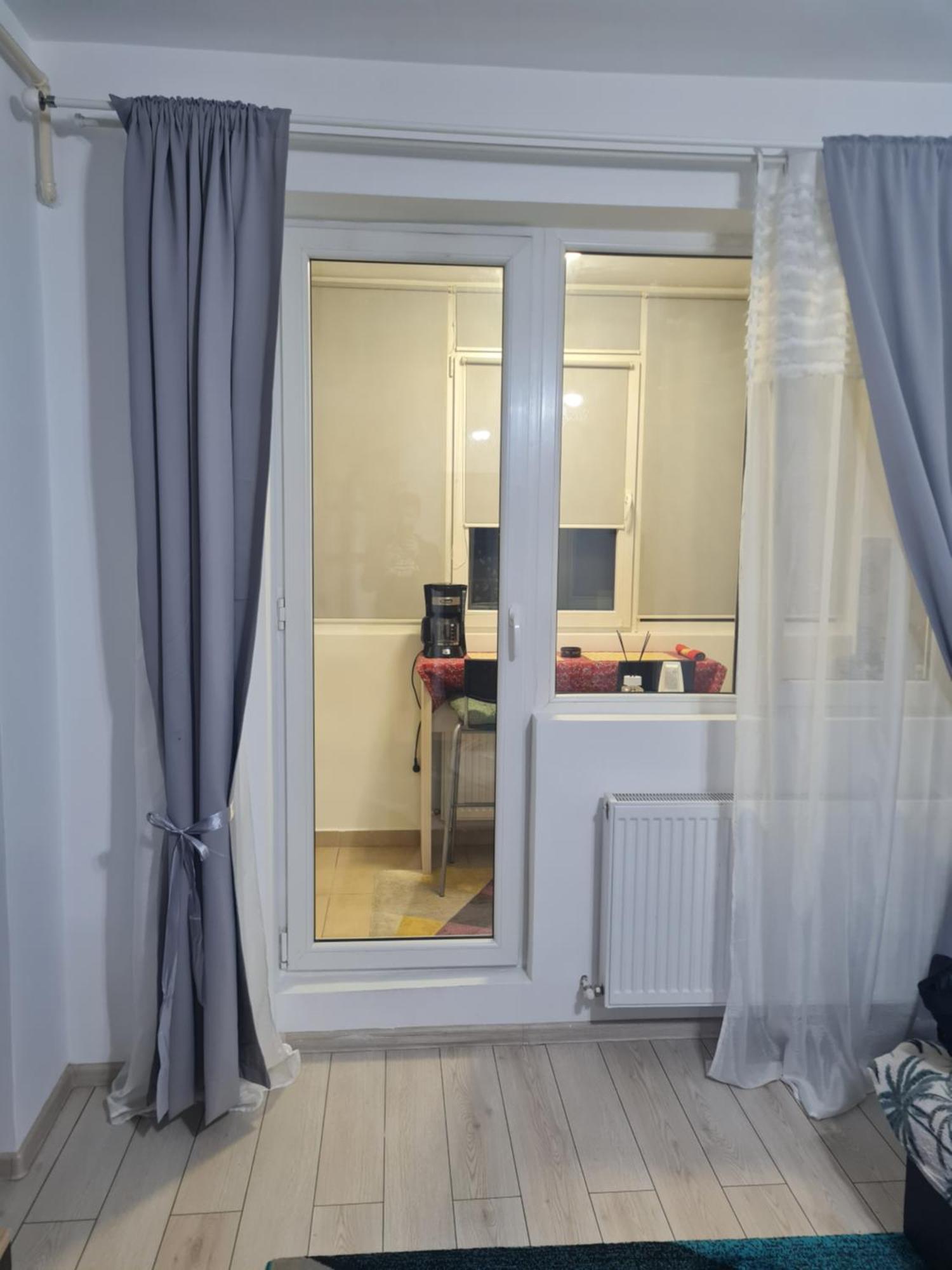 Luxury 1 Bedroom Apartment Rosu Ngoại thất bức ảnh
